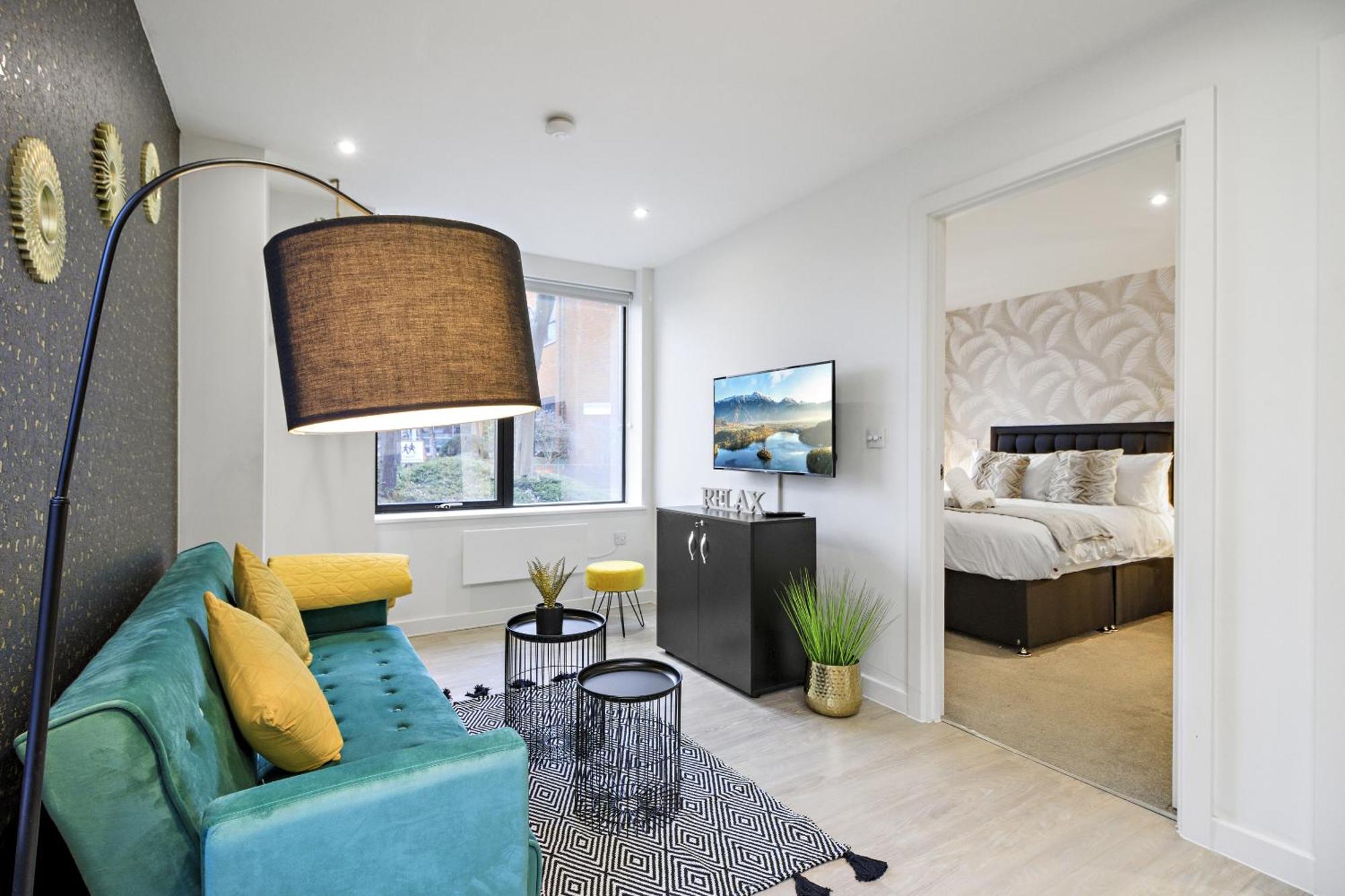 Linacre 1&2 - One And Two Bed Flat Behind The Cathedral With Free Parking And Fast Wifi Lägenhet Exeter Rum bild