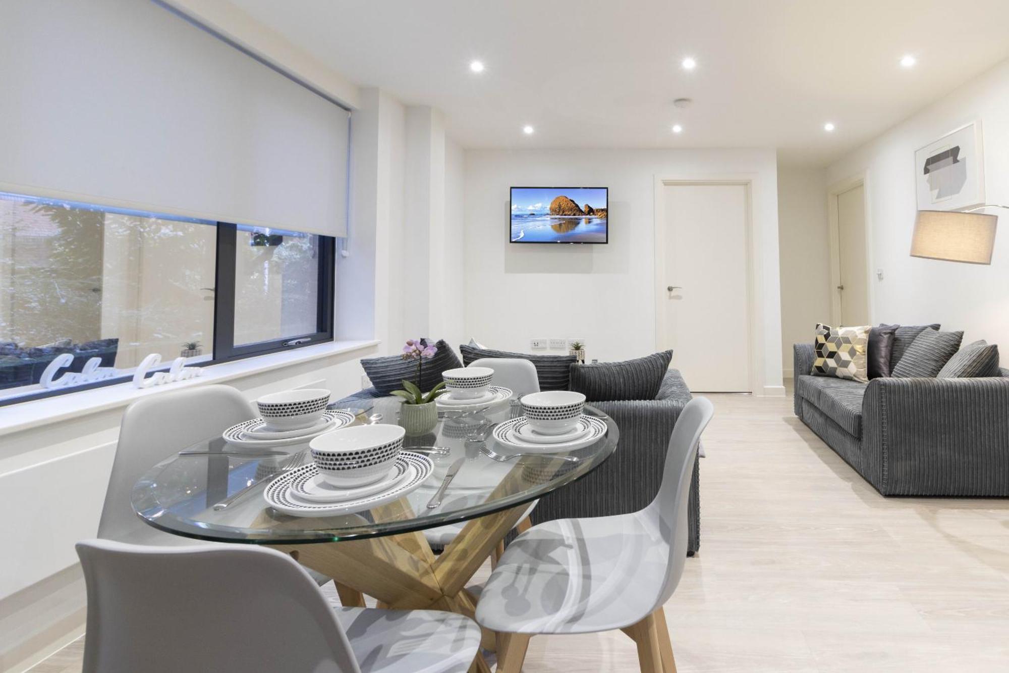 Linacre 1&2 - One And Two Bed Flat Behind The Cathedral With Free Parking And Fast Wifi Lägenhet Exeter Exteriör bild