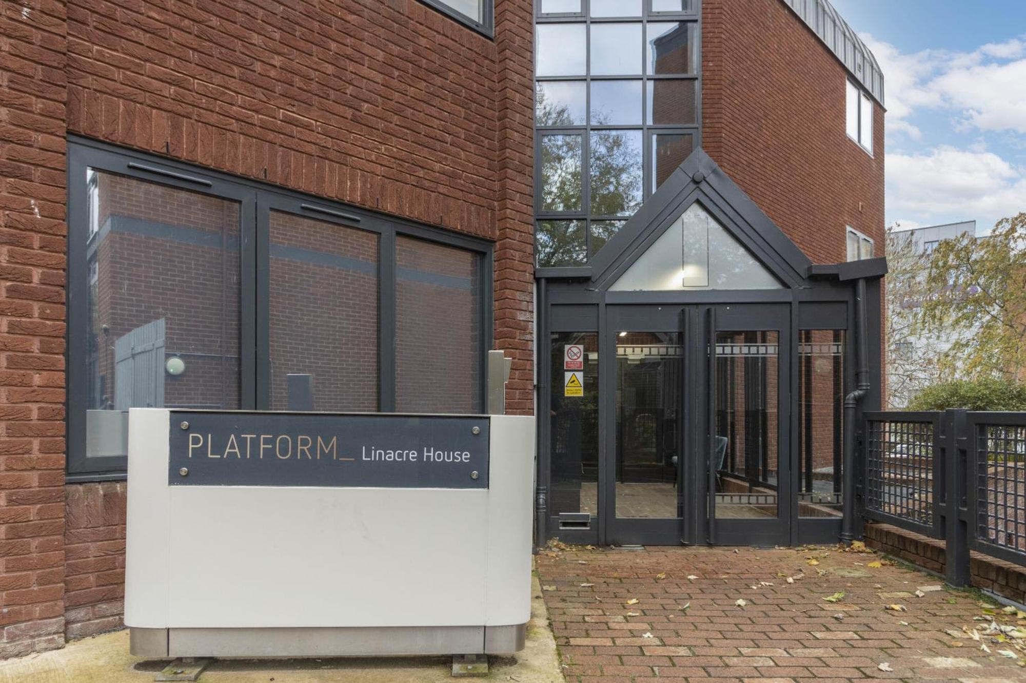 Linacre 1&2 - One And Two Bed Flat Behind The Cathedral With Free Parking And Fast Wifi Lägenhet Exeter Exteriör bild